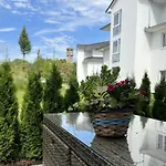 Apartmán Elegantes & Modernes Neli Mit Terrasse, 100m Zum Hafen Mueritz