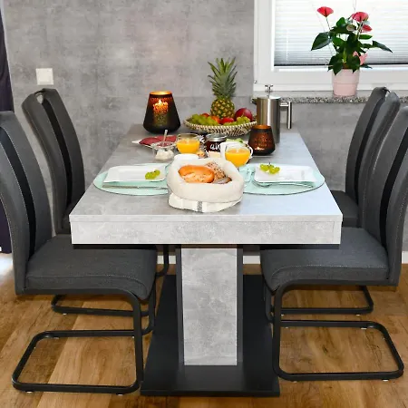 Elegantes & Modernes Neli Mit Terrasse, 100m Zum Hafen Mueritz Apartament *