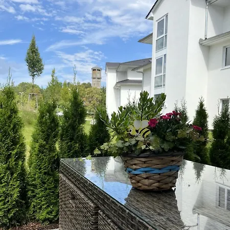 Apartment Elegantes & Modernes Neli Mit Terrasse, 100m Zum Hafen Mueritz