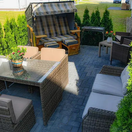 Elegantes & Modernes Neli Mit Terrasse, 100m Zum Hafen Mueritz * Robel